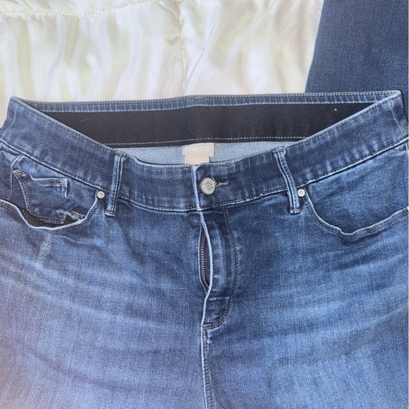 Chico’s Jeans Mid Rise, Stretch Waist, Dark Distressed, Straight Sz 2R Or L/12 - Picture 6 of 10
